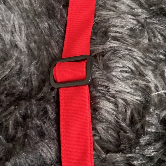 Rare WFM Holidays red special edition apron - Picture 13 of 17